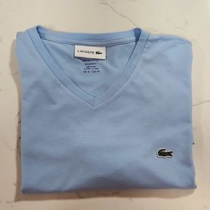 Lacoste Men’s Classic V-Neck Soft Pima Cotton Tee Shirt. Size M